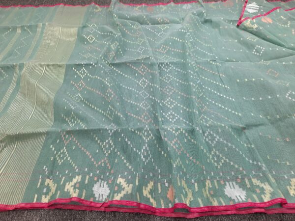 Pastel Green Soft Cotton Jamdani Saree - Image 3