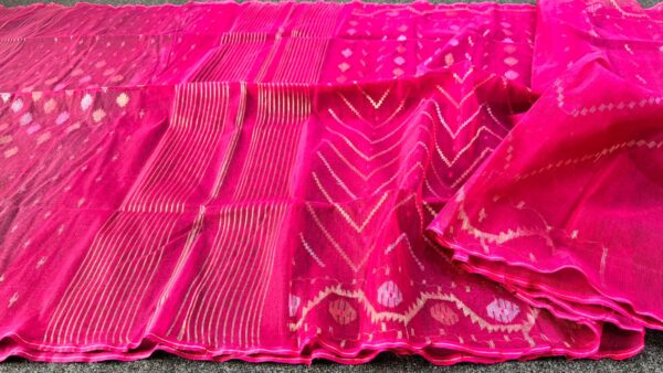 Fuchsia Pink Jamdani Saree – with Matching Blouse Piece - Image 2