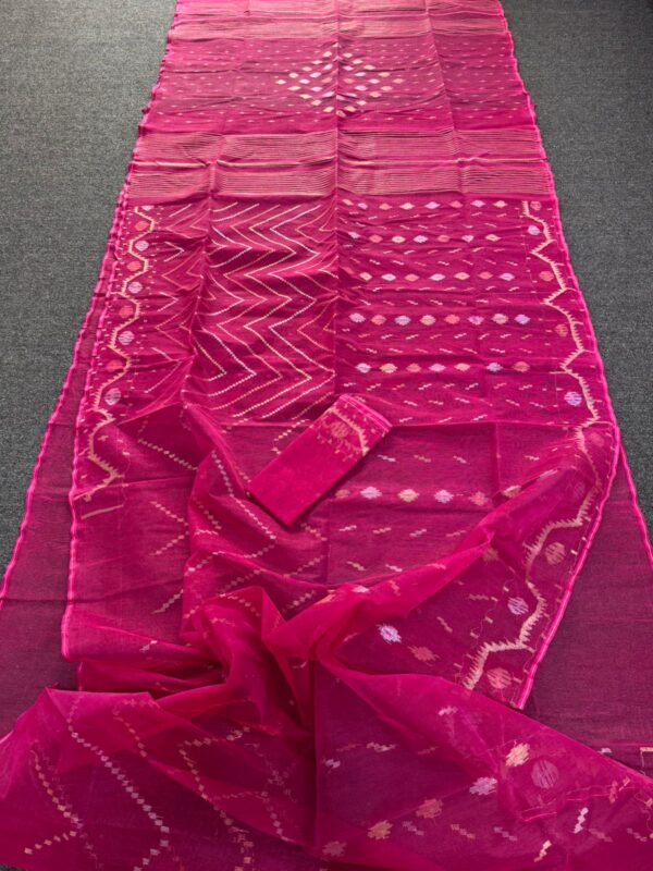 Fuchsia Pink Jamdani Saree – with Matching Blouse Piece