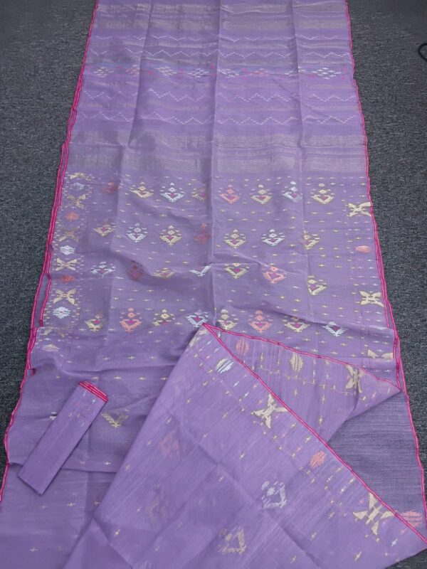 Charming Lavender Half Silk Jamdani Saree - Image 4
