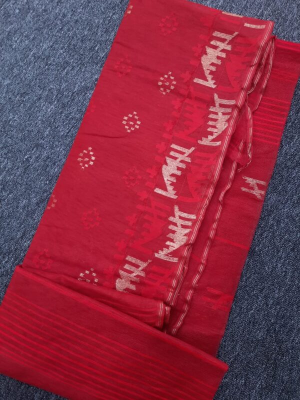 Elegant Red Mid Range Jamdani Saree - Image 3