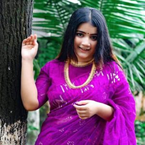 authentic dhakai jamdani saree with elegant motive from bangladesh
