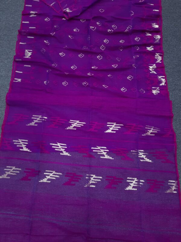 The Heritage of Bengali Handloom Jamdani Saree 60/80 Count - Image 3