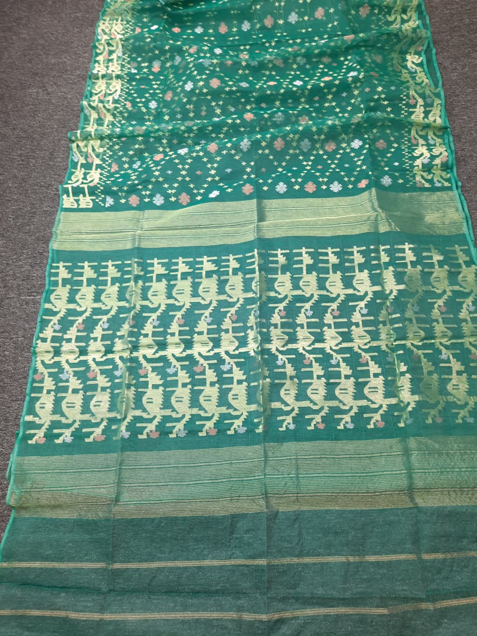 The Heritage of Bengali Handloom Pastel Dhakai Jamdani Saree 84 Count - Image 3
